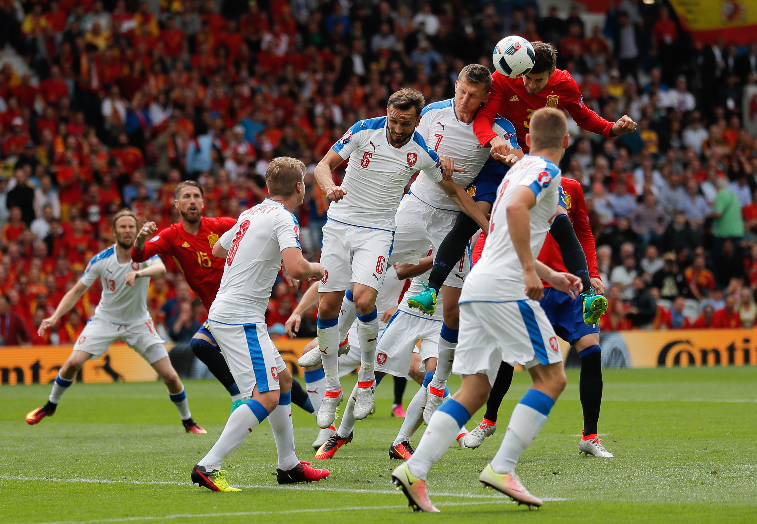 به‌ وێنه‌...پیكێ هه‌ڵبژارده‌ی ئیسپانیای سه‌رخست